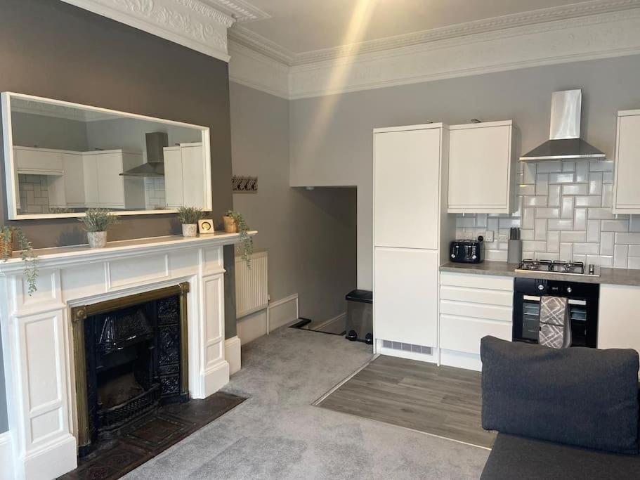 Central Southsea Boutique 2 Bedroom Flat Portsmouth Exterior photo